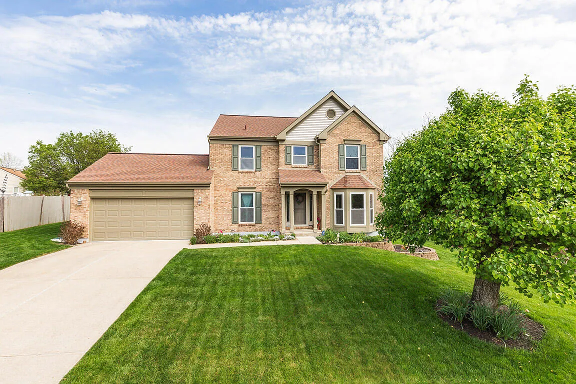 101 Clearmeadow Dr photo 1