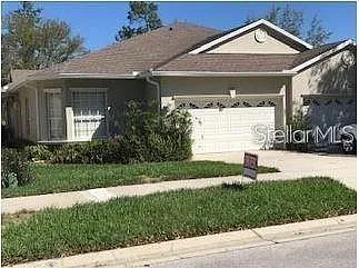 3 bed, 2.0 bath, 1898 sqft, $2,100 — Photo 1