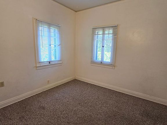 5th image of 1411 Johnson Ave