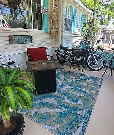 3rd image of 30 Country Squire Dr