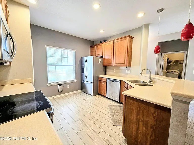 535 Wooded Crossing Cir — Photo 11