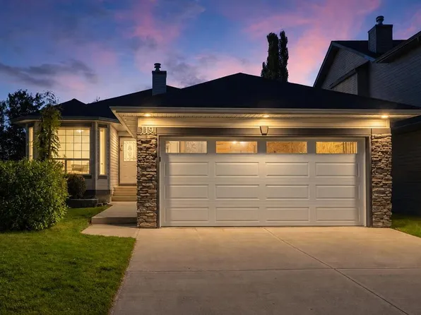 119 SE Citadel Meadow Close NW, Calgary, AB T3G 4T4