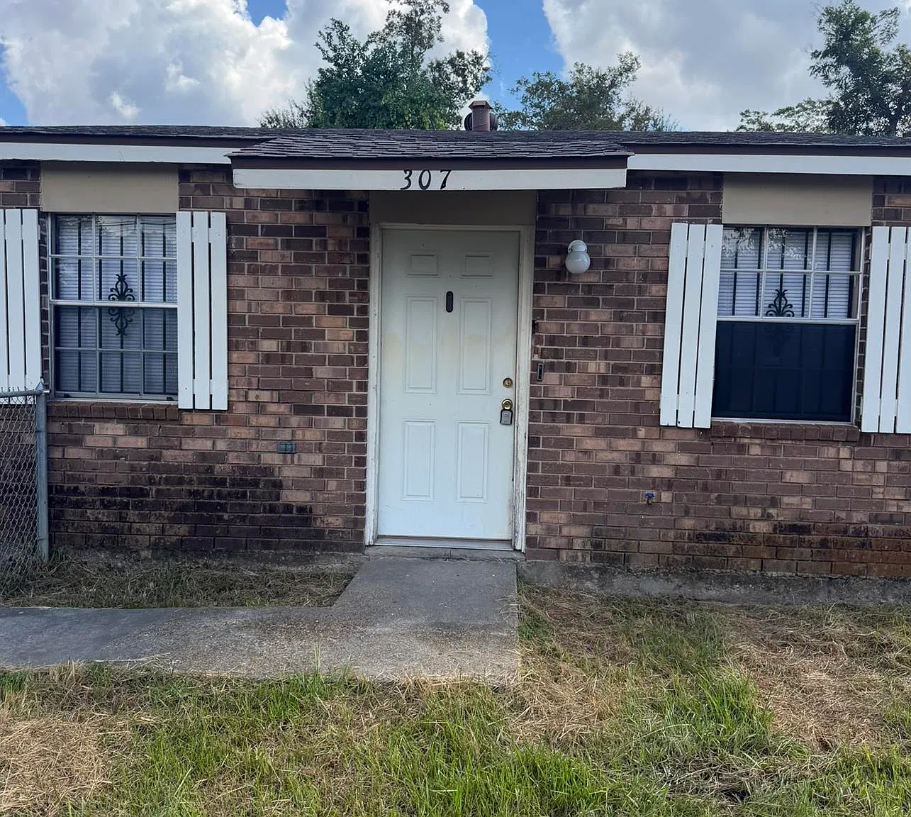 2 bed, $850 — Photo 1