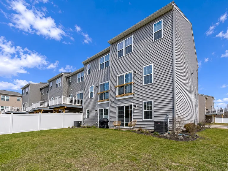 134 Pinnacle Pl — Photo 22