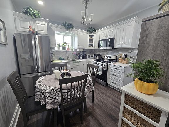 4th image of 5704 W 21st St #4