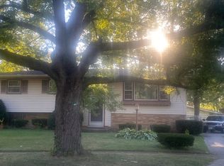 18822 Park Ave, Lansing, IL 60438