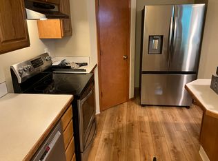 216 S High St #1, Oregon City, OR 97045