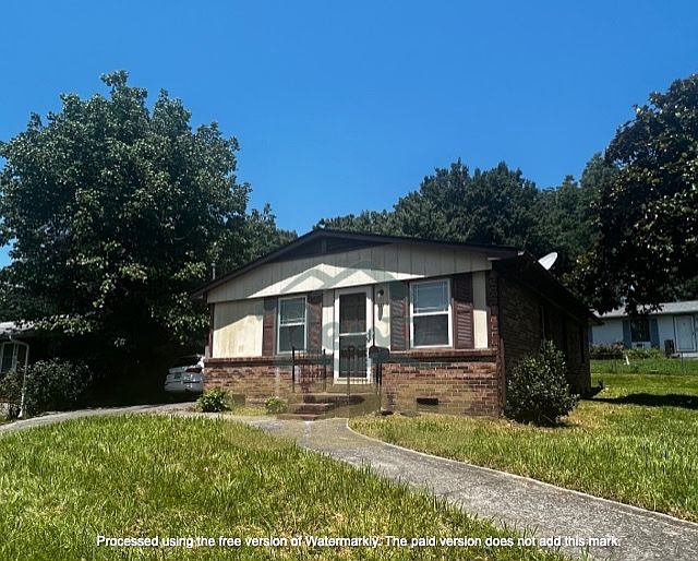 821 3rd Ave W, Hendersonville, NC 28739 Zillow