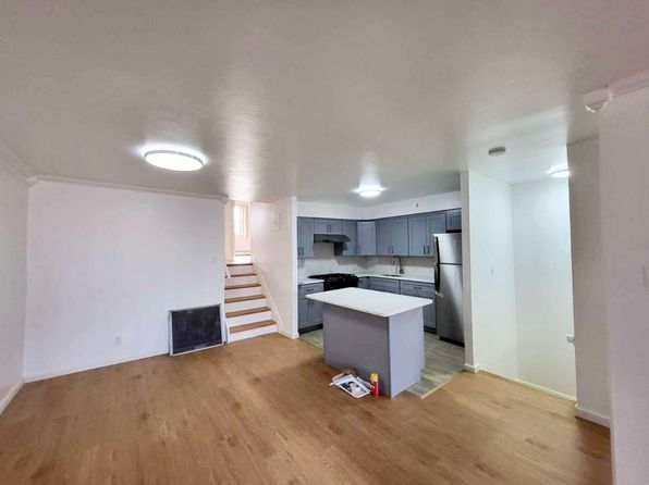 195 Bay 46th St FLOOR 3