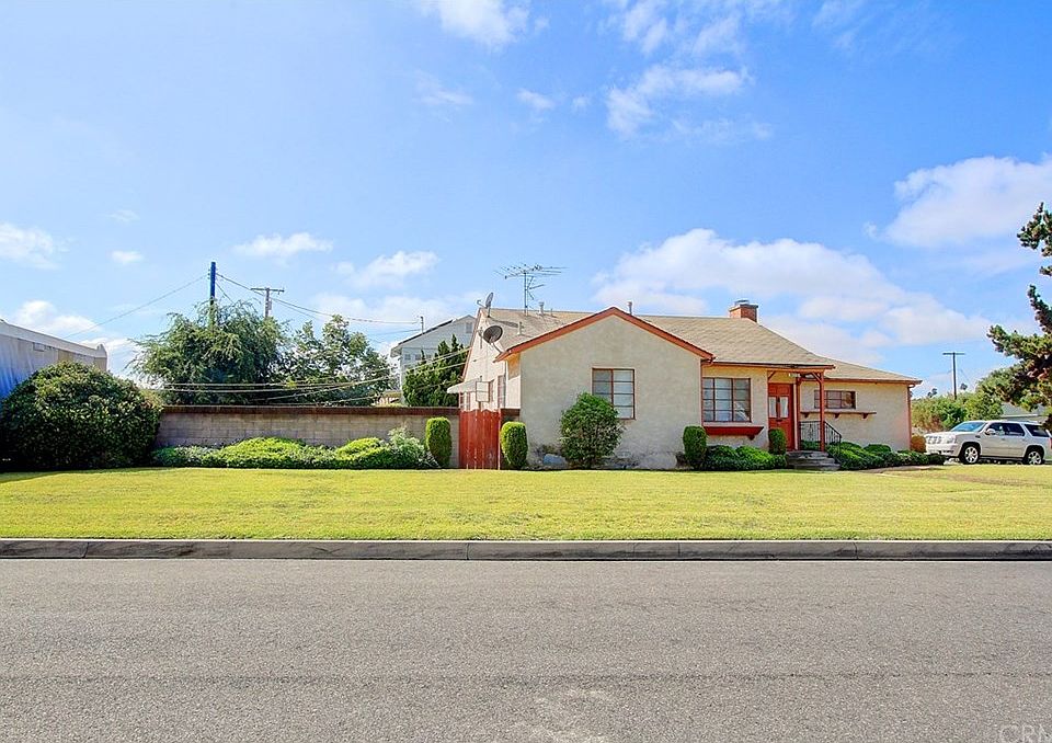 2nd image of 8110 Raviller Dr