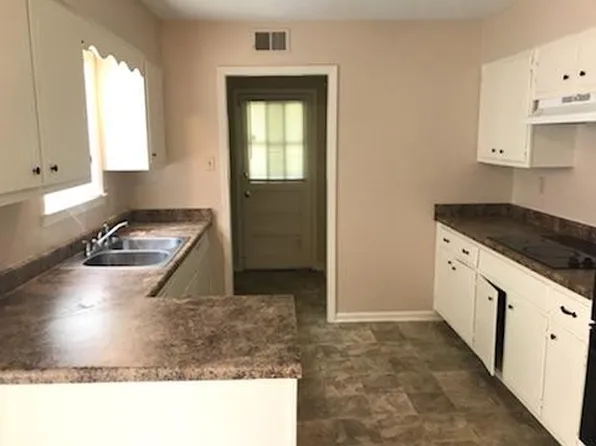 3766 James Rd, Memphis, TN 38128