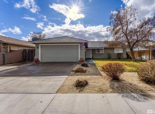 815 Columbine Ct, Fernley, NV 89408