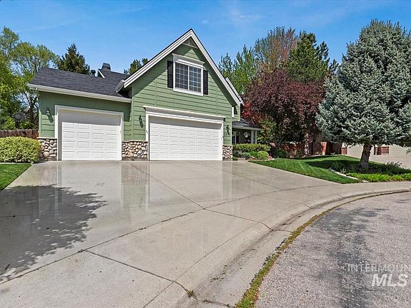 2nd image of 2616 E Salisbury Ct