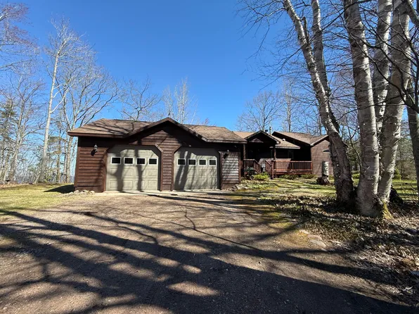 13406 W Lakeshore Dr, Brimley, MI 49715