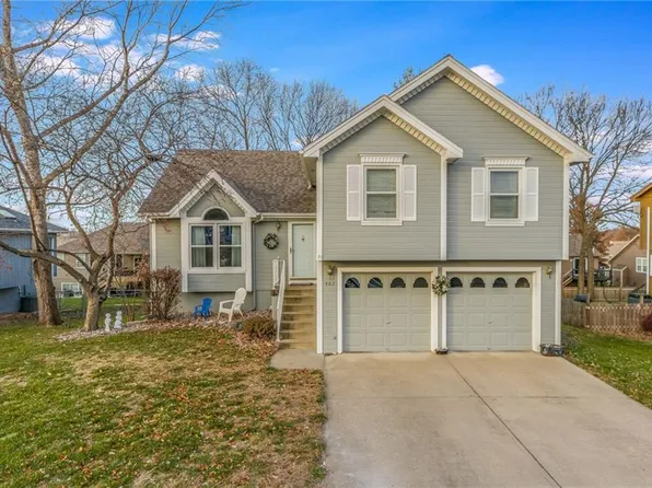 402 Regency Park St, Kearney, MO 64060