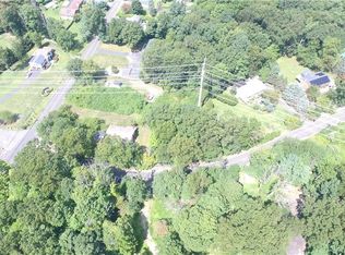 291 Quaker Rd, Pomona, NY 10970