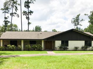 8518 Skinner Ln, Silsbee, TX 77656
