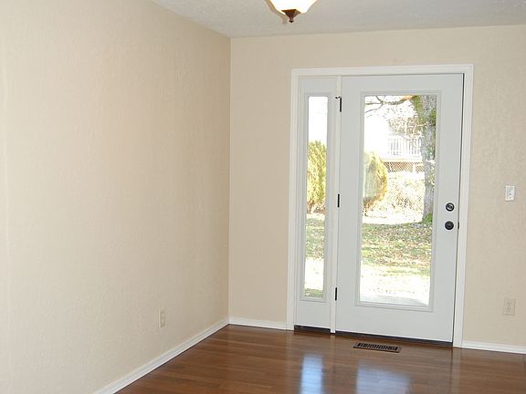 5th image of 8025 S D St