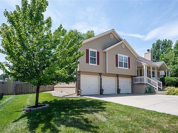 4th image of 3616 NW Anchor Ct