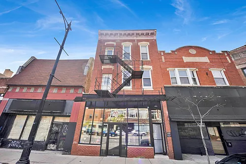 2545 W North Ave Photo 1