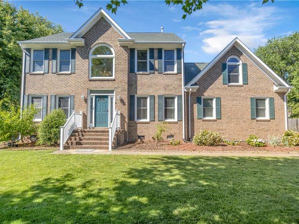 1096 Meadow Grove Trl, Virginia Beach, VA 23455