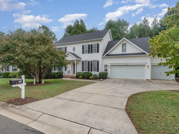 708 Creek Haven Dr, Holly Springs, NC 27540