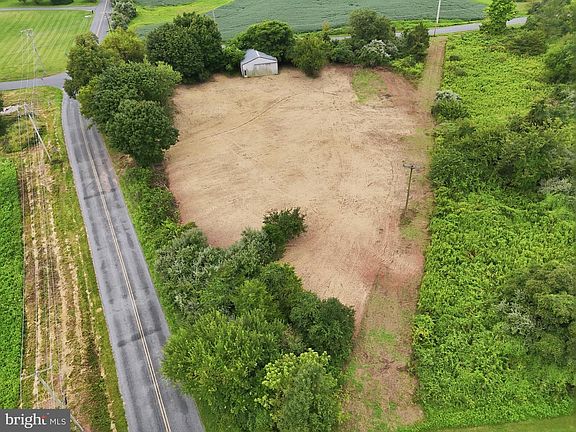 3rd image of 640 Capitol Hill Rd
