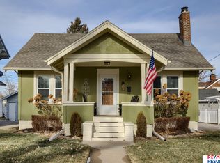 2714 Newport Ave, Omaha, NE 68112