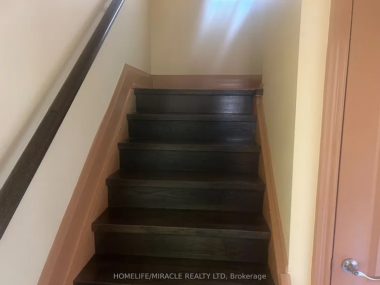31 Bowman St — Photo 10