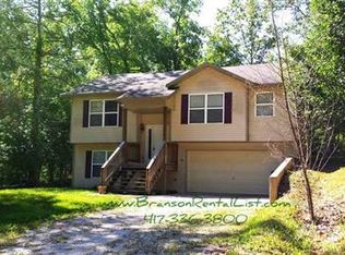 1008 Sycamore Rd, Merriam Woods Village, MO 65740