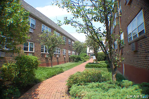 637 Cove Rd #A8 Photo 1