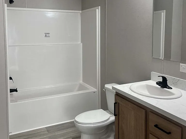 Silverstone Manufactured Home Community — Photo 54