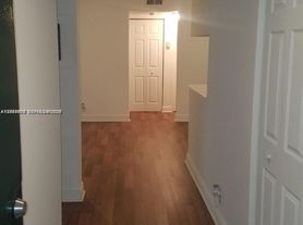 5628 Rock Island Rd, Fort Lauderdale, FL