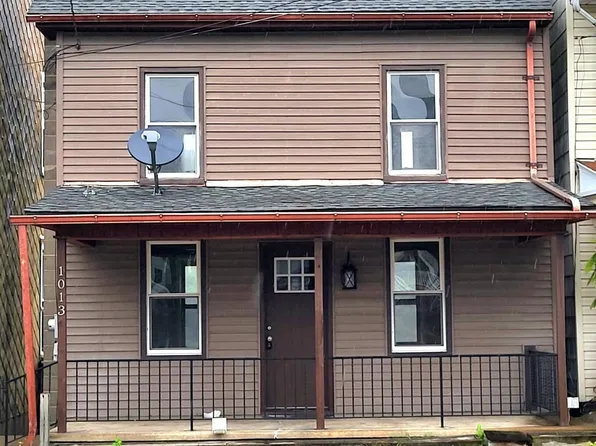1013 W Pine St, Coal Township, PA 17866