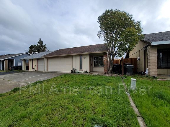 2nd image of 7663 Lakewood Park Dr