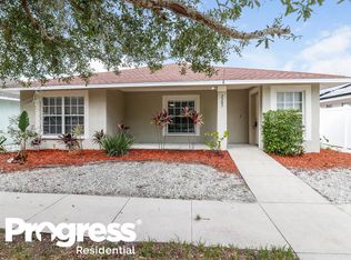 2305 Unity Village Dr, Ruskin, FL 33570
