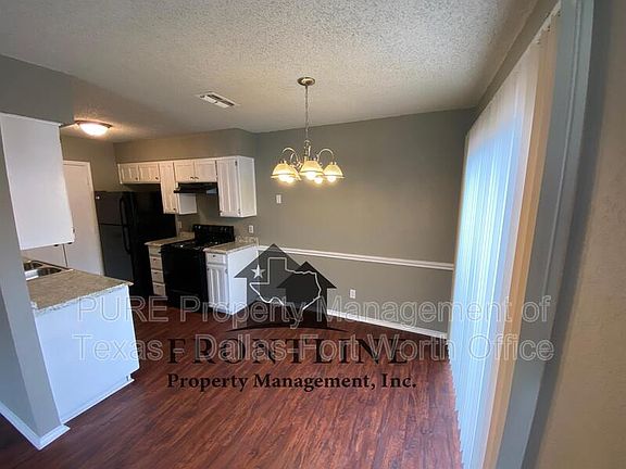 3rd image of 5912D Holiday Ln E