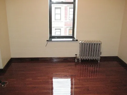 Rented by J Misrahi Realty Corp | media 2