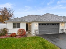 16917 E Knox Ln Greenacres WA | Zillow