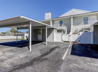 8350 Savannah Trace Cir APT 204, Tampa, FL 33615