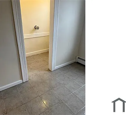 1018 Hancock Ave #3R — Photo 6
