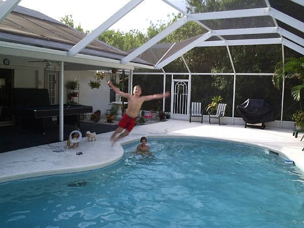 2nd image of 2009 SE Parrot St