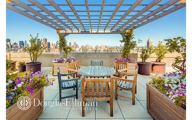 Sold by Douglas Elliman | media 35