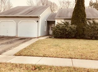 517 Lasalle Ln, Buffalo Grove, IL