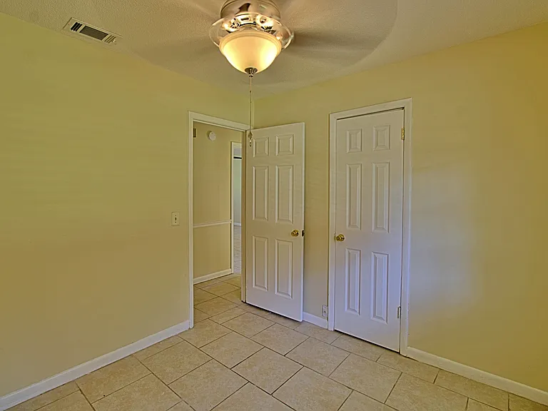 1040 Charles C Frasier Blvd — Photo 12