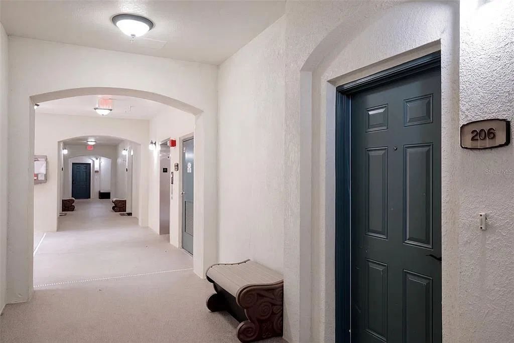 3 bed, 2.0 bath, 1455 sqft, $2,500 — Photo 4
