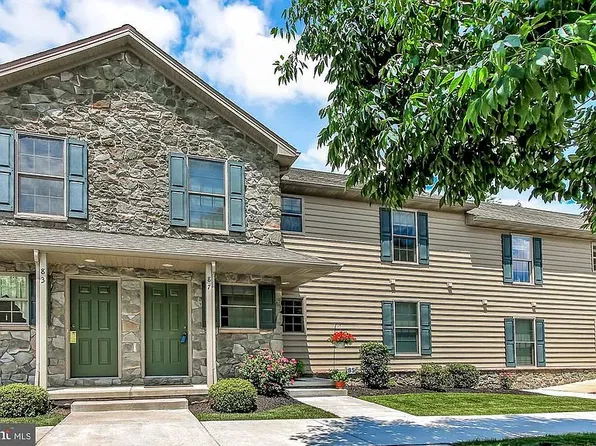 87 Midway Farms Ln, Lancaster, PA 17602