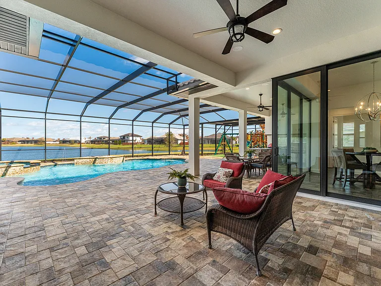 3638 Lake Adelaide Pl — Photo 40