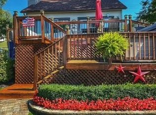 304 Lakeview St, Lake Orion, MI 48362