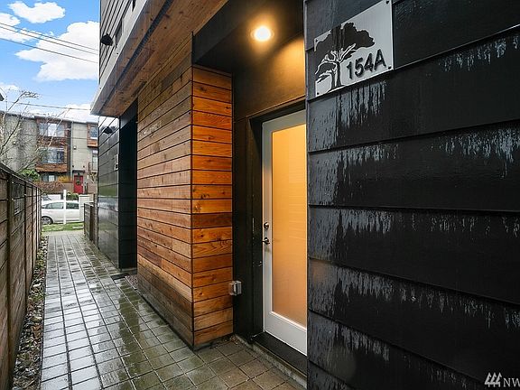 3rd image of 154 20th Ave E Unit A